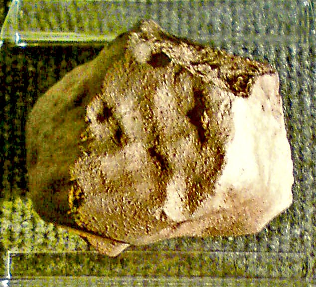 Фрагмент пултусского метеорита